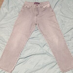 Gloria Vanderbilt Jeans "Amanda" - Gray - Size 8P